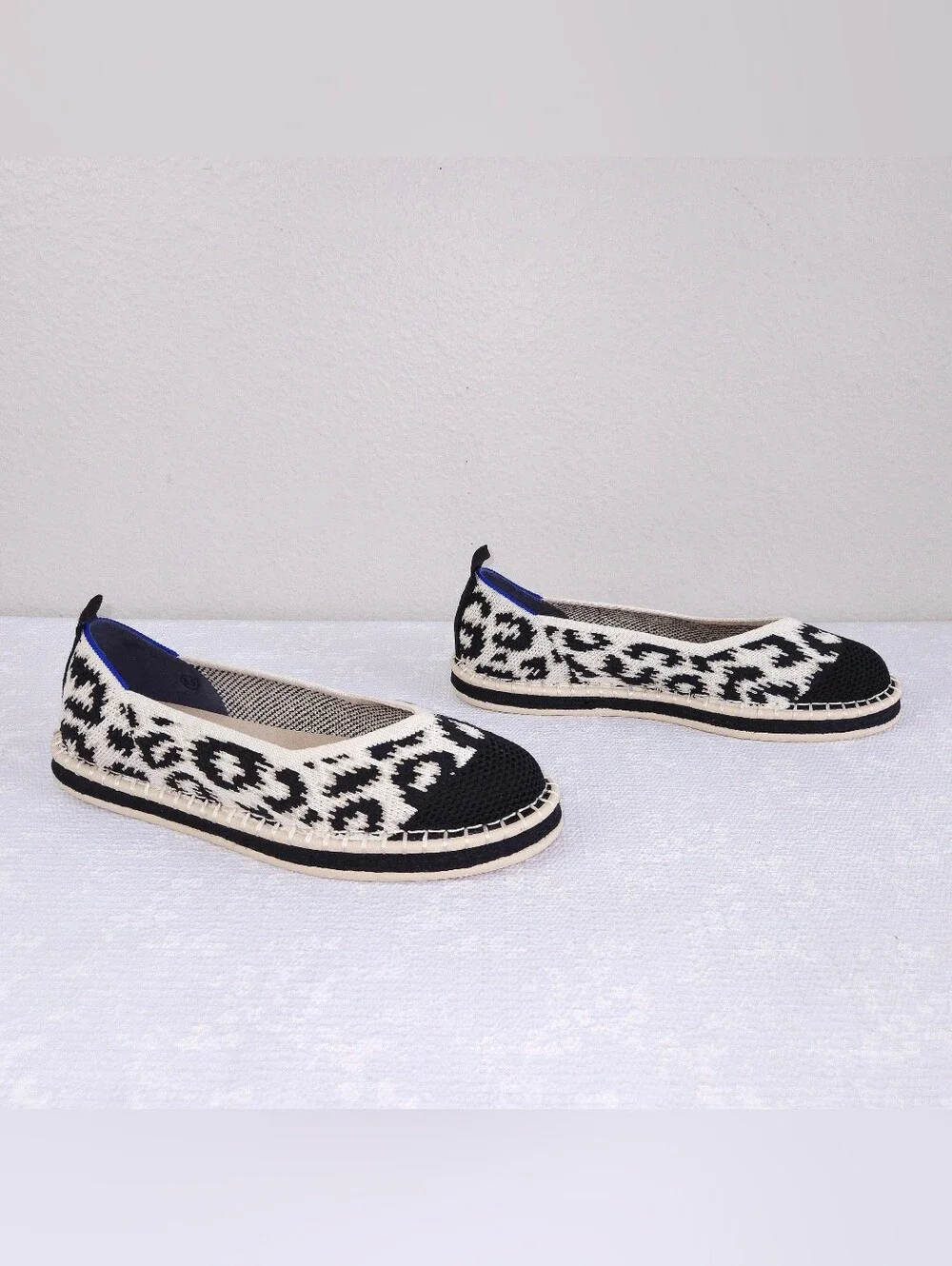 Rothy's The Espadrille Flats US 8.5 Sandy Cat Leopard Print Natural Hemp Slip-On